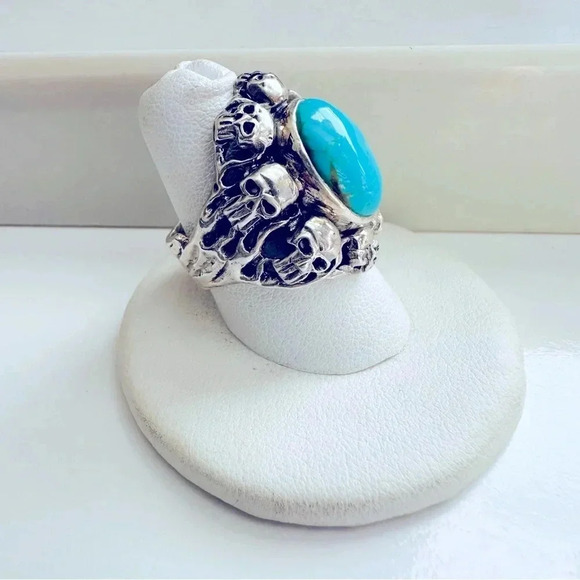 Handmade Sterling Silver Turquoise Skull - Picture 2 of 9